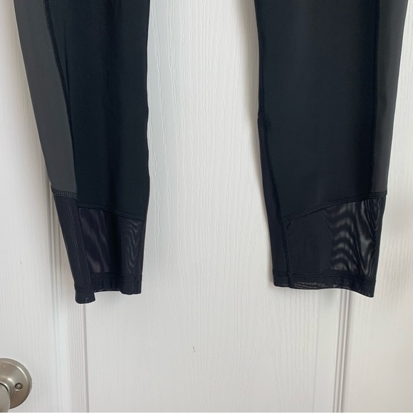 Adidas D2M Panel Black Tight Leggings with Mesh Detail - Picture 4 of 9